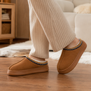 Bota Pantufa Feminina Peluciada com Solado Antiderrapante para Inverno | Ferrazato