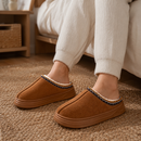 Bota Pantufa Feminina Peluciada com Solado Antiderrapante para Inverno | Ferrazato