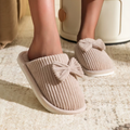 Pantufa Feminina Peluciada Antiderrapante para Inverno | Ferrazato