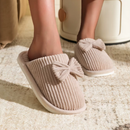 Pantufa Feminina Peluciada Antiderrapante para Inverno | Ferrazato