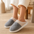 Pantufa Unissex Aveludada com Solado Antiderrapante | Ferrazato
