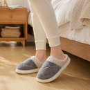 Pantufa Unissex Aveludada com Solado Antiderrapante | Ferrazato